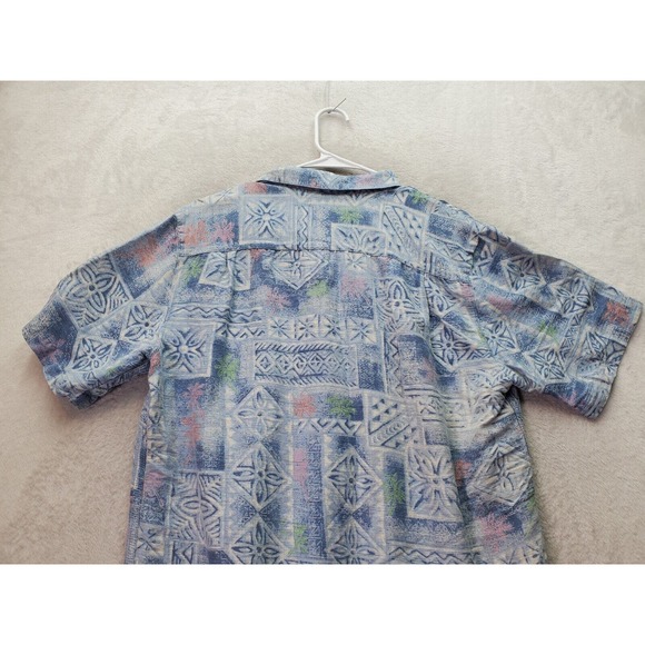 Batik Bay Shirt Mens Medium Blue Hawaiian Silk Short Sleeve Collared Button Down - Picture 13 of 13